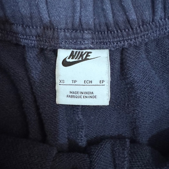 NIKE SWEATPANTS - Picture 5 of 7